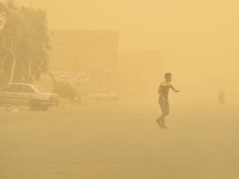 طوفان ۱۱۲ کیلومتری زابل را بلعید/ باد دید را به ۱.۵ کیلومتر رساند!